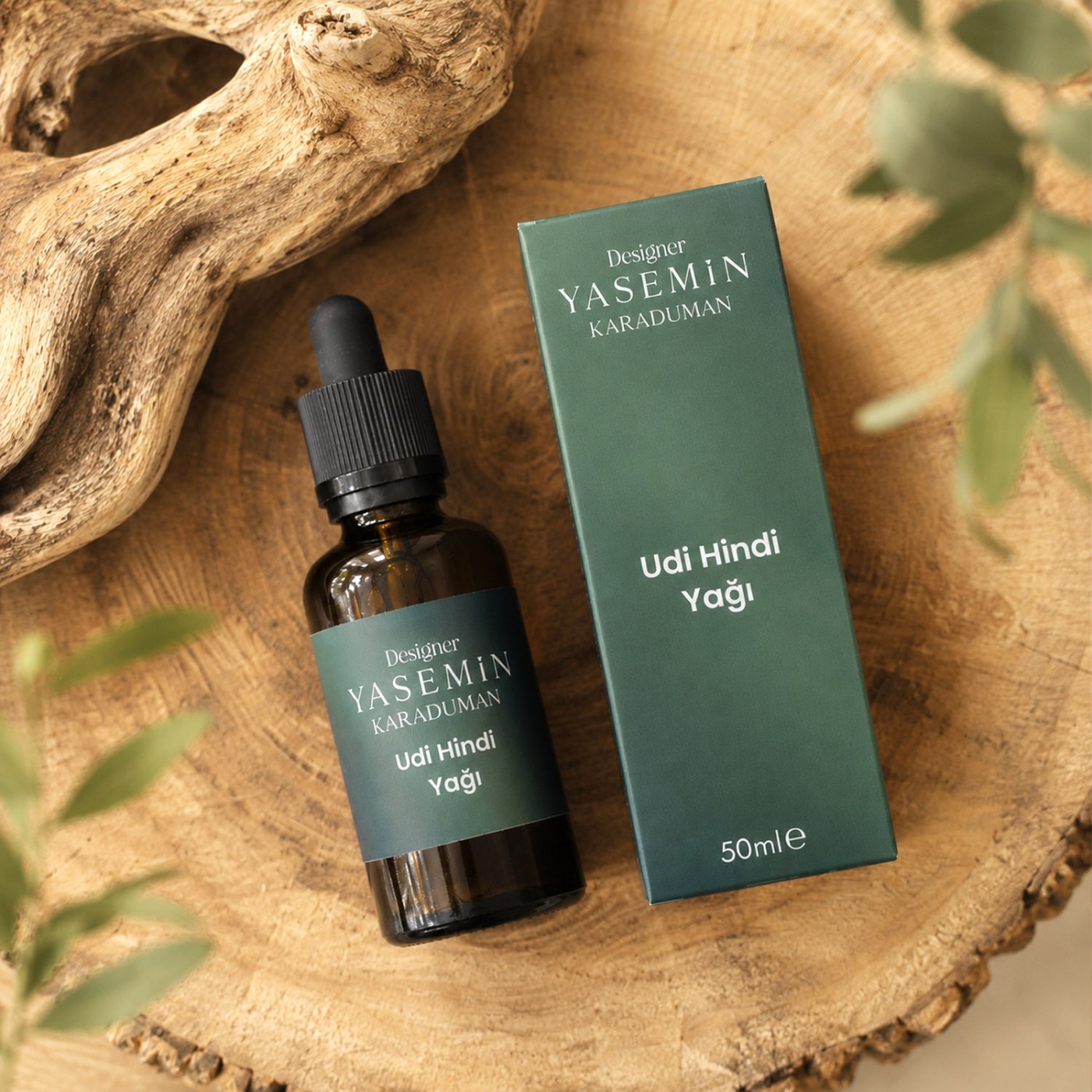 Agarwood Oil